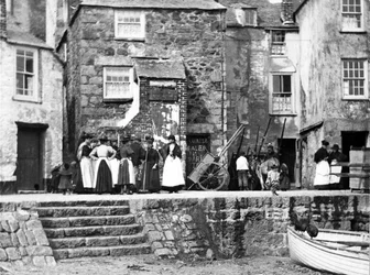 Frauen an der Meeresfront in St Ives, um 1890